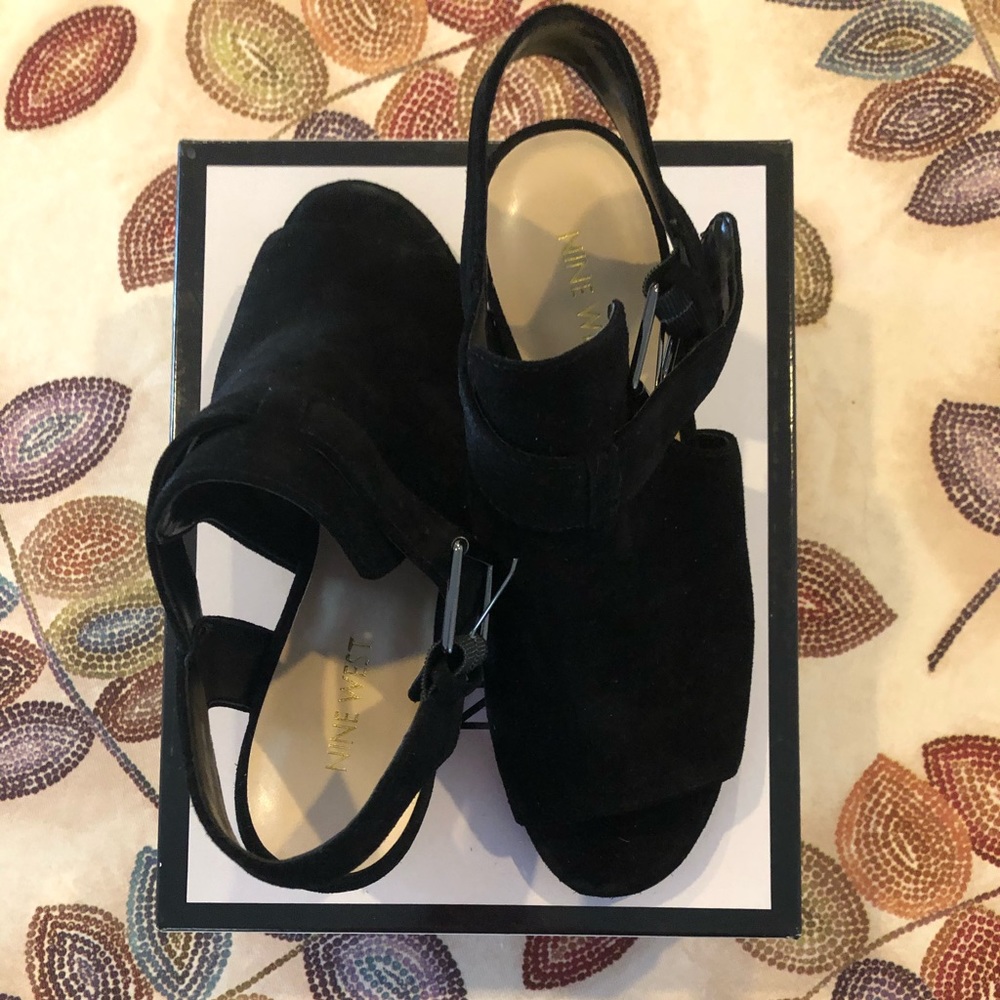 Open toe suede shoes